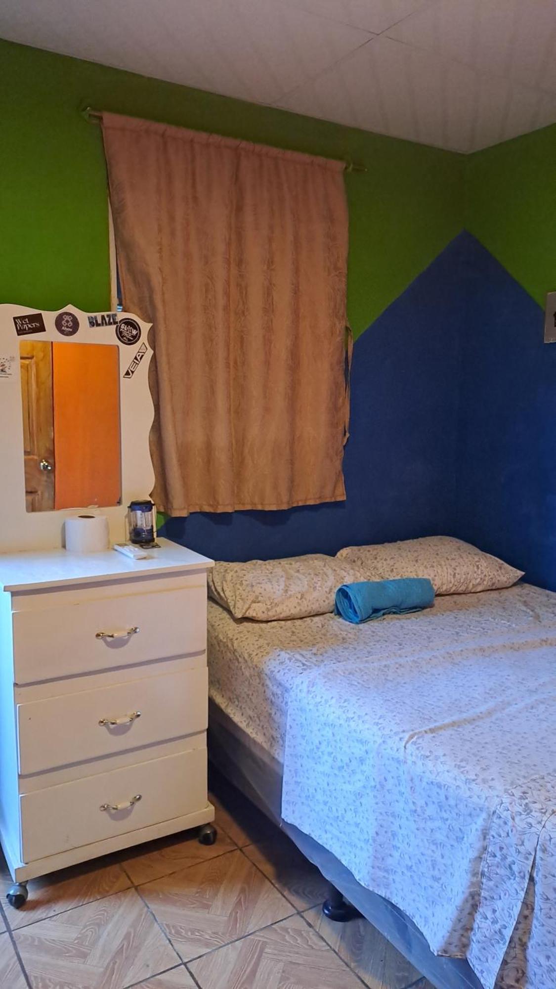 Hostal Nina Oly 엘순살 객실 사진